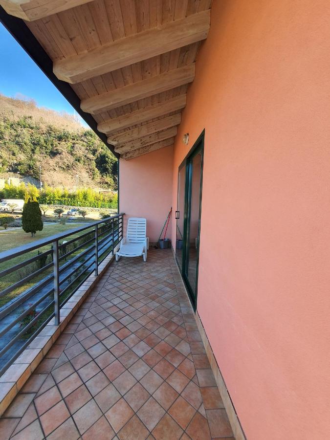 Residence Oasi Del Viandante Lake Como Екстер'єр фото