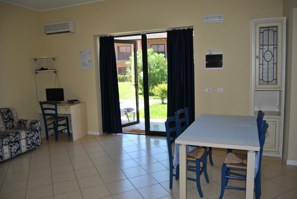 Residence Oasi Del Viandante Lake Como Номер фото