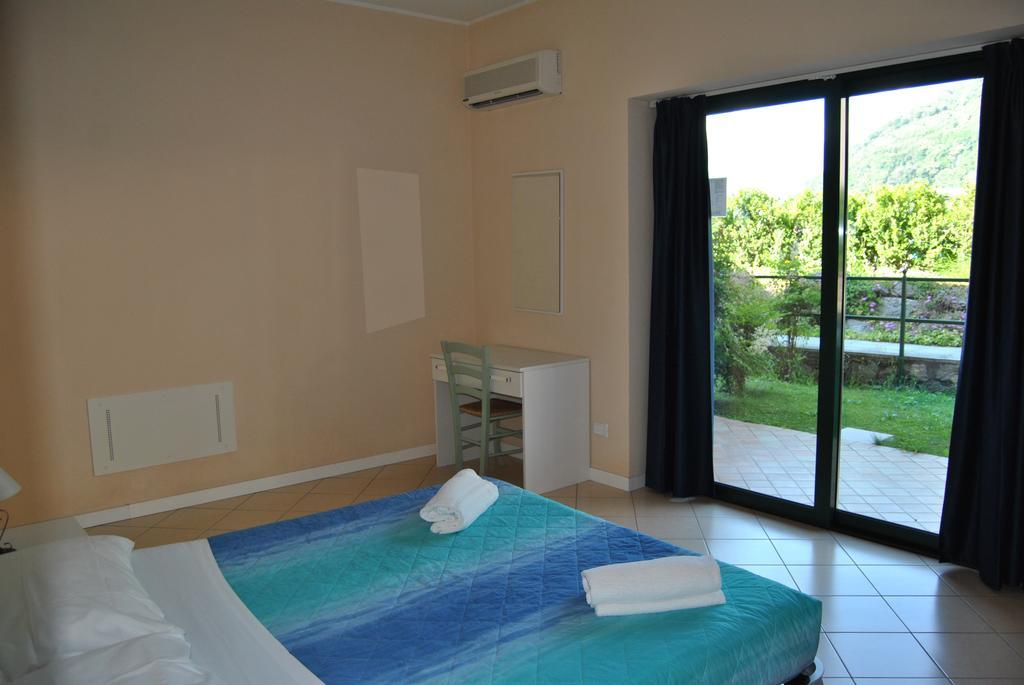 Residence Oasi Del Viandante Lake Como Номер фото