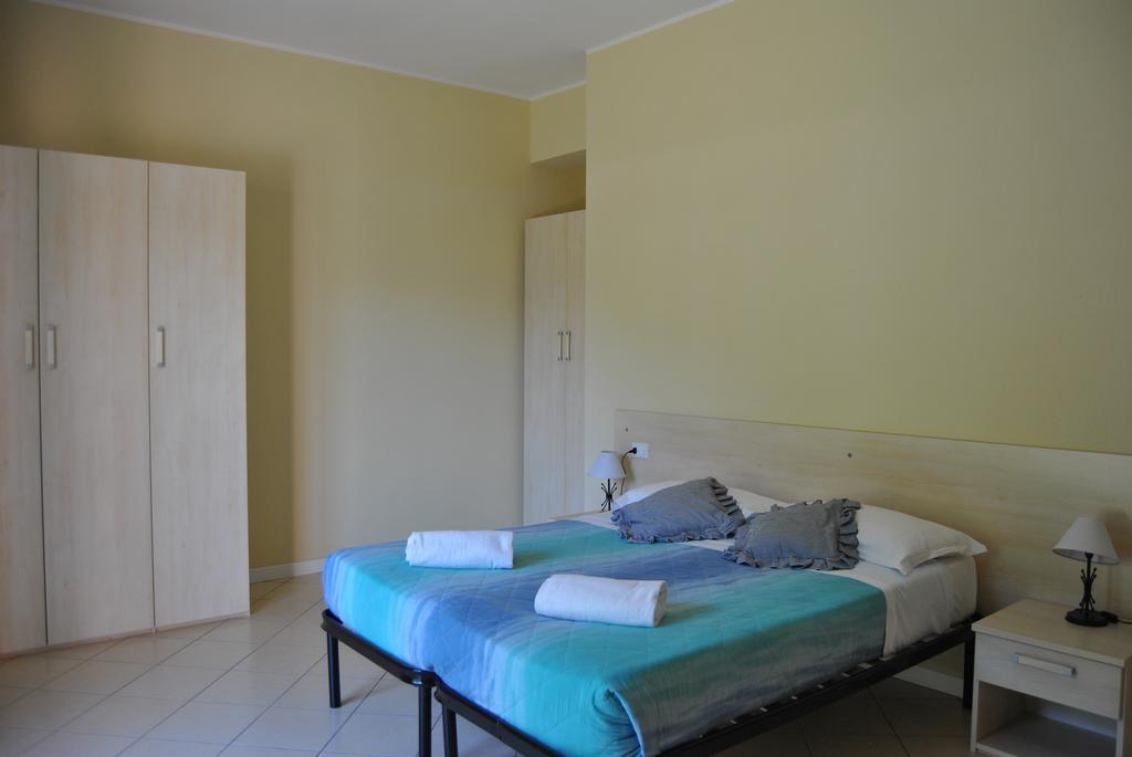 Residence Oasi Del Viandante Lake Como Екстер'єр фото