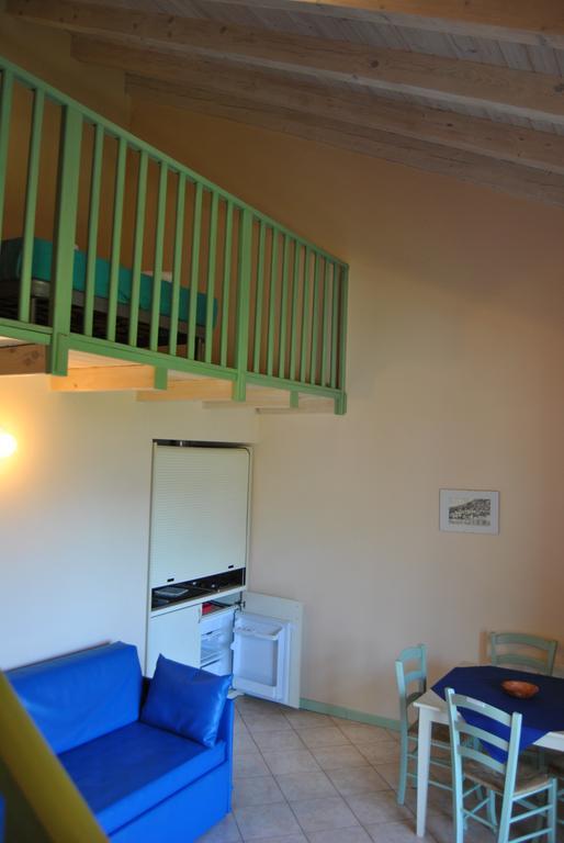 Residence Oasi Del Viandante Lake Como Екстер'єр фото