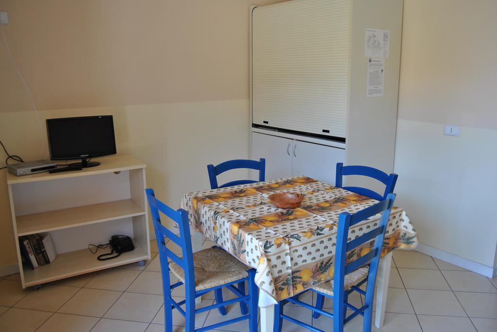 Residence Oasi Del Viandante Lake Como Екстер'єр фото