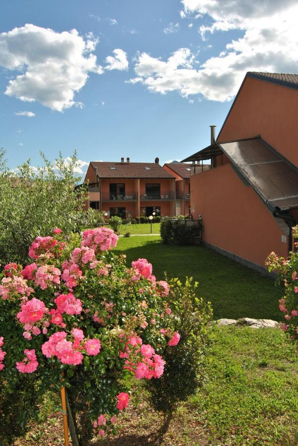 Residence Oasi Del Viandante Lake Como Екстер'єр фото